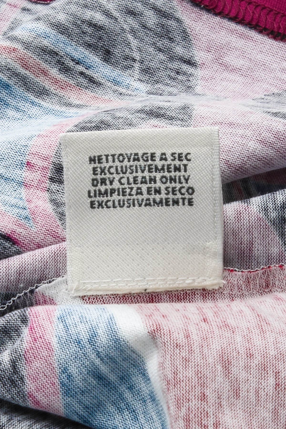 Geometric Print T-Shirt - Pink Size 40