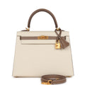 Pre-owned Herm√®s Special Order (HSS) Bi-Color Nata and Etoupe Epsom Sellier Kelly 25cm Brushed Gold Hardware
