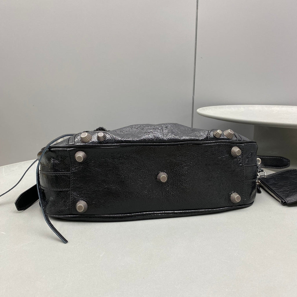 Balenciaga Le Cagole Medium Bag