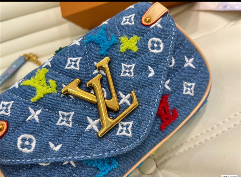 Louis V crossbody