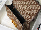Christian Dior 30 Montaigne Bag