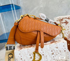 New woman Dior shoulder handbag