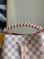 Louis Vuitton NeoNoe MM Bag