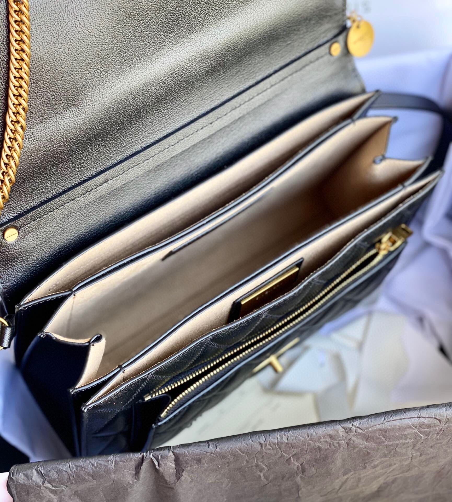 Givenchy GV3 Medium Bag In Diamond Quilted Leather