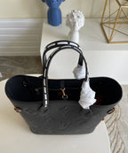Louis Vuitton Neverfull MM Bag