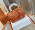 New woman LV shoulder handbag