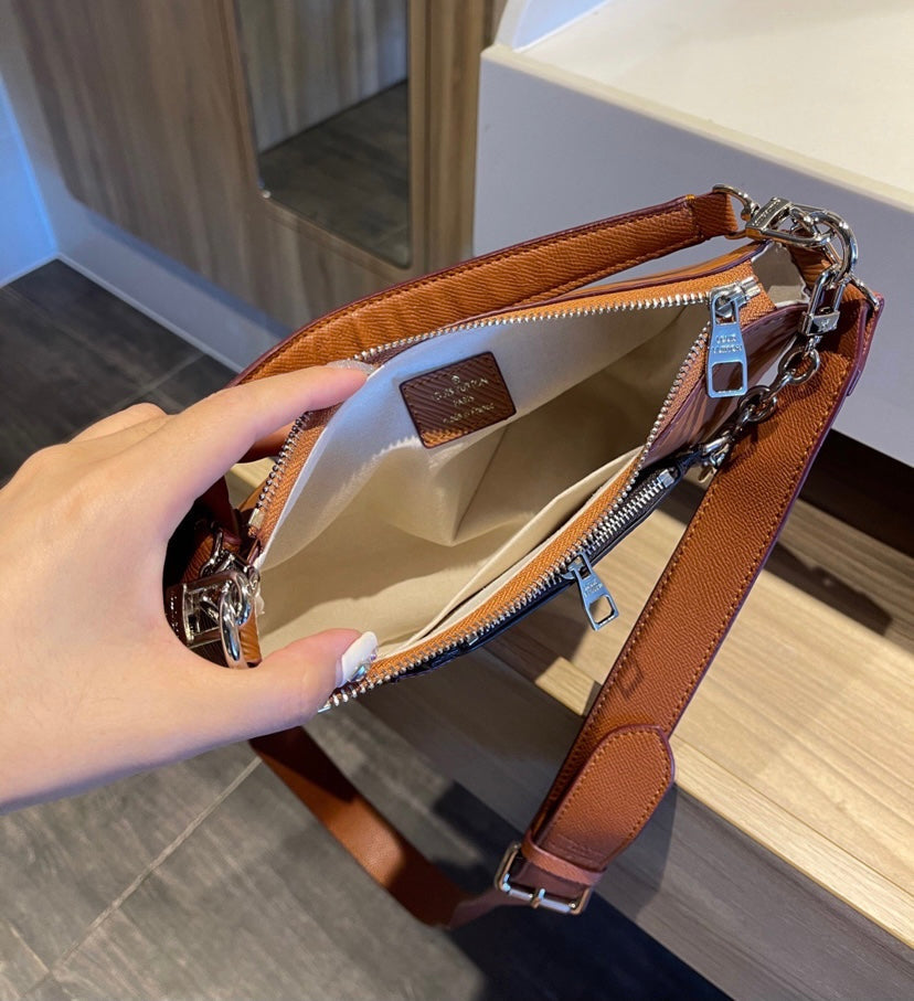 Louis Vuitton leather woman handbag