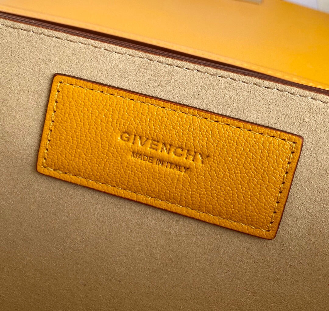 Givenchy GV3 Medium Bag In Diamond Quilted Leather