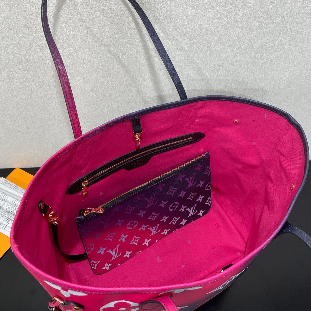 Louis Vuitton Neverfull MM  Tote Bag