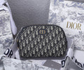Christian Dior 30 Montaigne Beauty Pouch