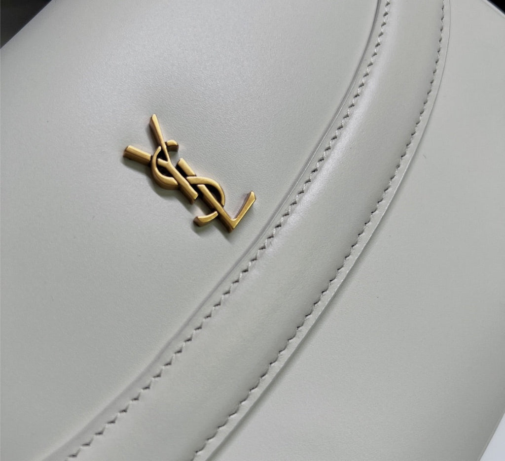 New woman YSL shoulder handbag