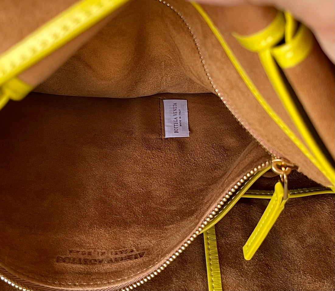 Bottega Veneta Arco Medium Bag