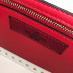 Valentino Garavani  Rockstud Spike Medium  Bag