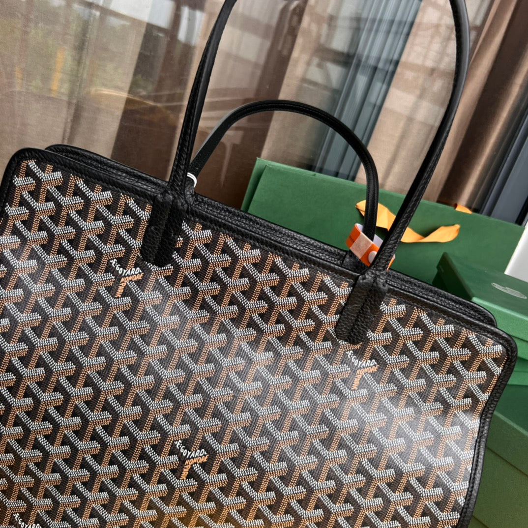 Goyard Hardy PM Bag