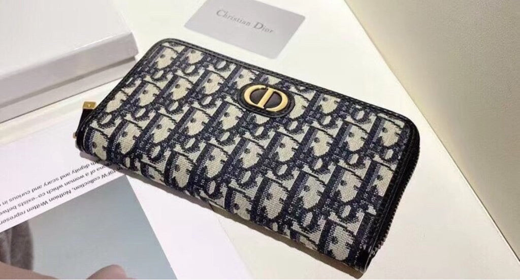 New Dior woman wallet