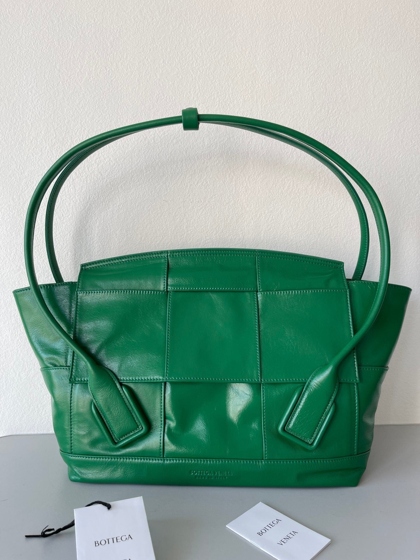 Bottega Veneta Arco Medium Bag