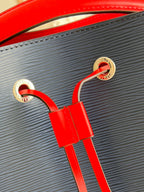 Louis Vuitton NeoNoe MM Bag