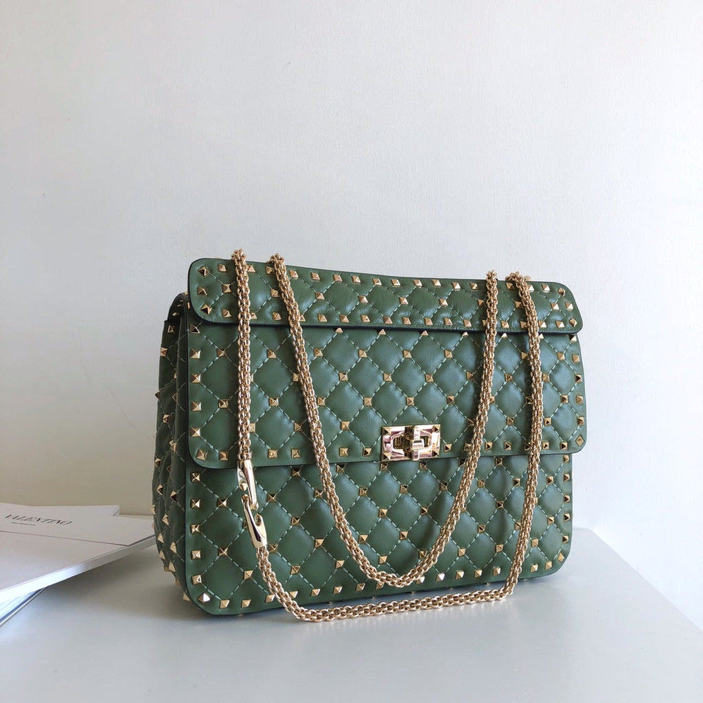 Valentino Garavani  Rockstud Spike Medium  Bag