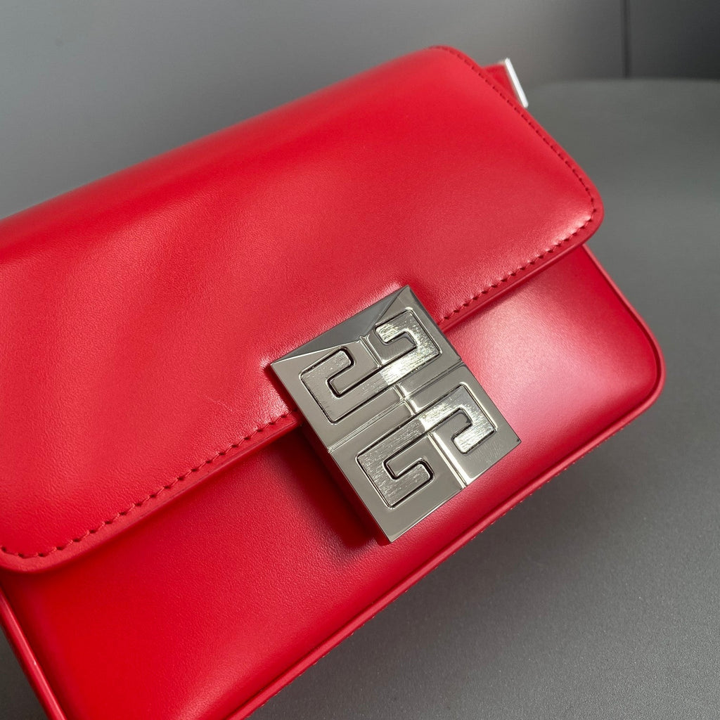 Givenchy Medium 4G Bag In box Leather