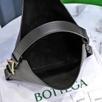 Bottega Veneta Cradle Medium Bag