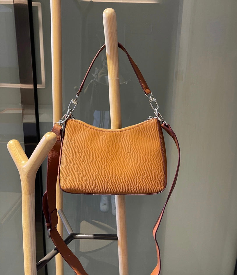 Louis Vuitton leather woman handbag