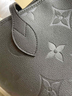 Louis Vuitton Neverfull MM Tote Bag