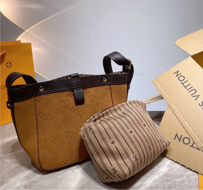 Woman LV Handbag