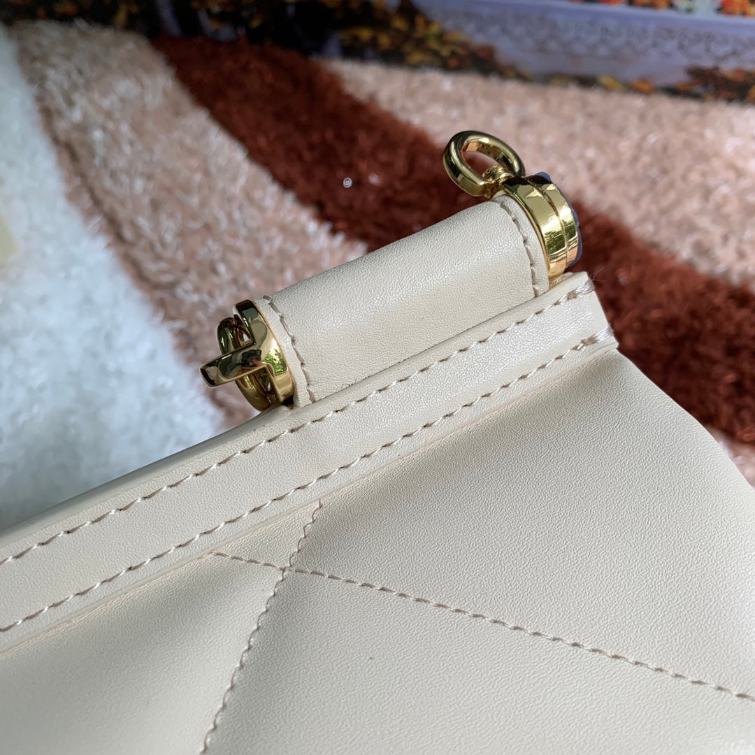 Dolce and Gabbana Medium Sicily Bag In Aria Matelasse  Calfskin