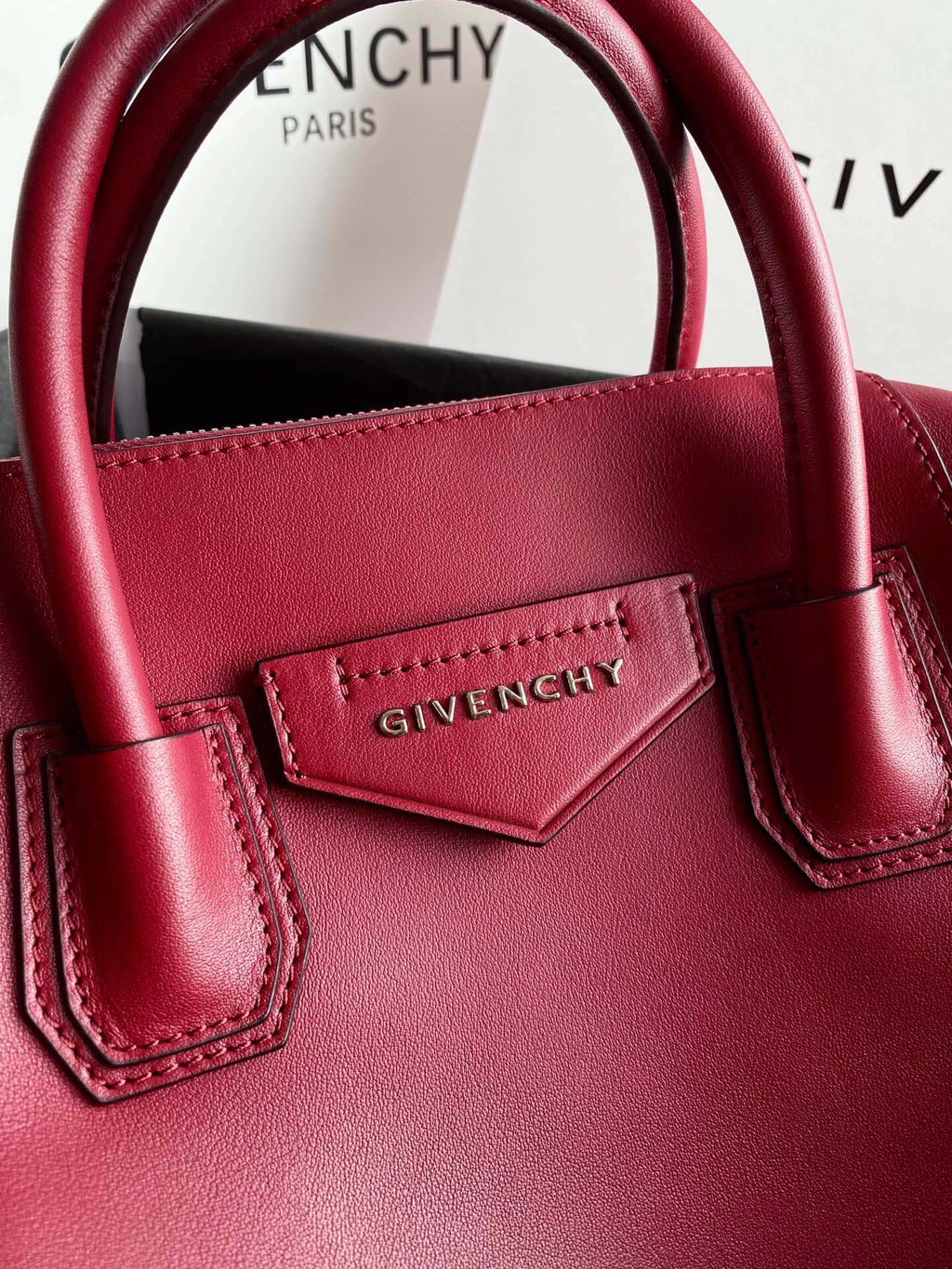 Givenchy Medium Antigona Soft Bag In Smooth Leather