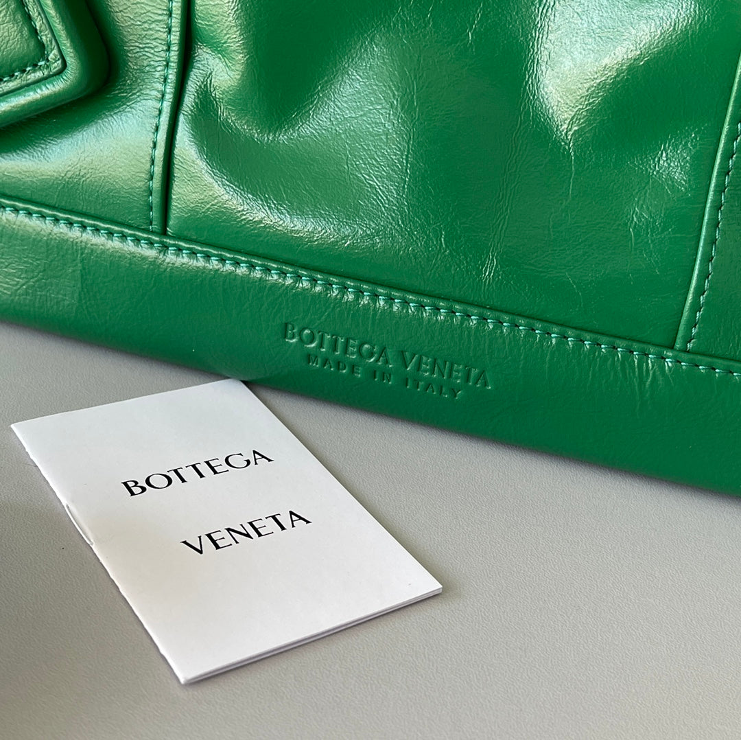 Bottega Veneta Arco Medium Bag