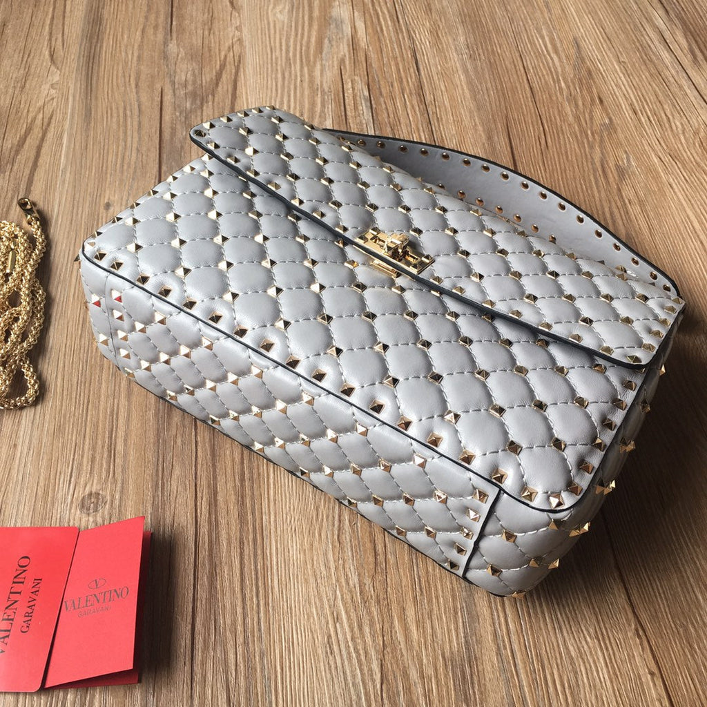 Valentino Garavani  Rockstud Spike Medium  Bag