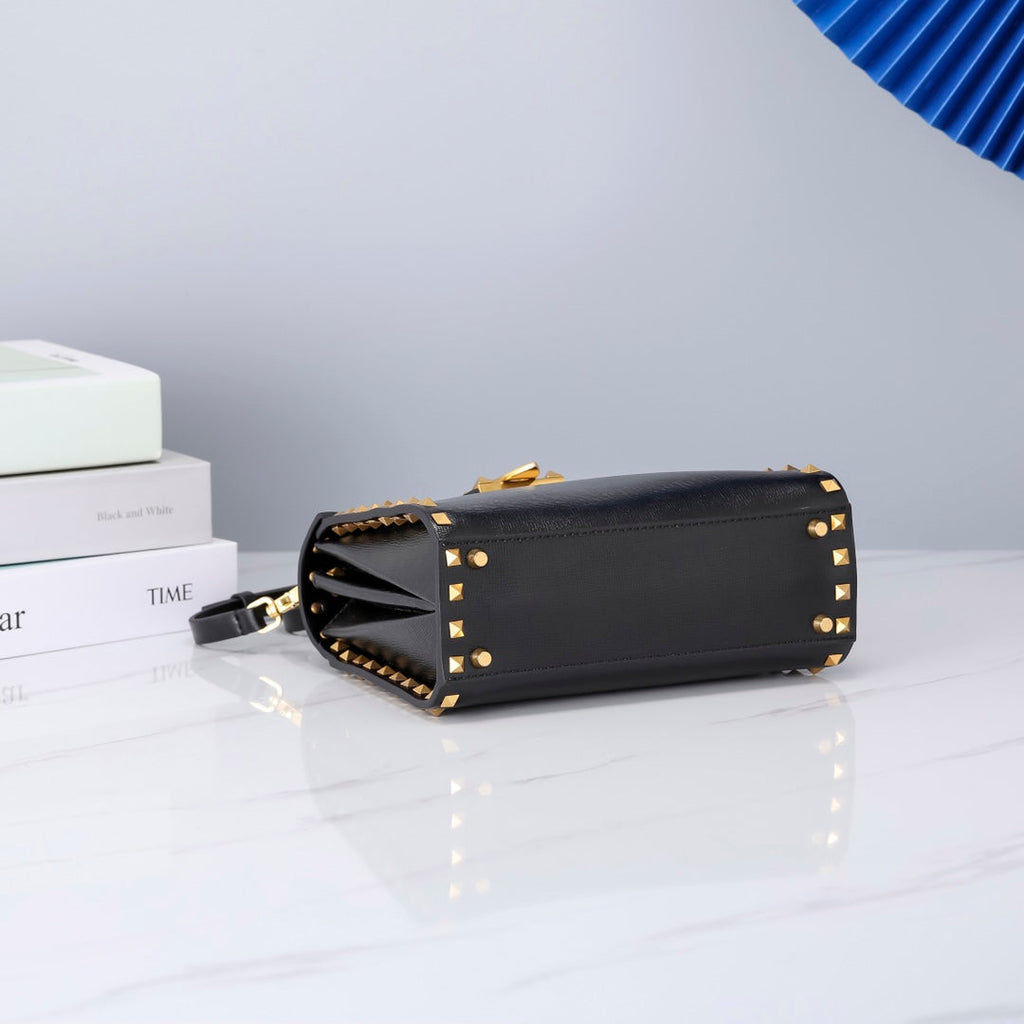 Valentino Garavani Small Rockstud Alcove Grainy Calfskin Bag