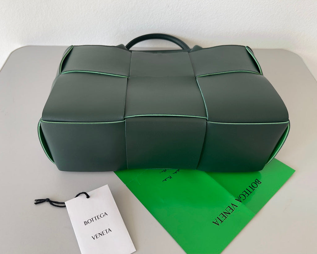 Bottega Veneta ARCO Tote Bag