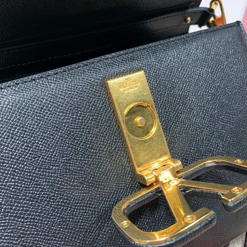Valentino Garavani Small Vsling Grainy Calfskin Bag