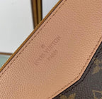 Louis Vuitton Daily Pouch