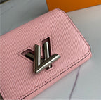 LV woman wallets