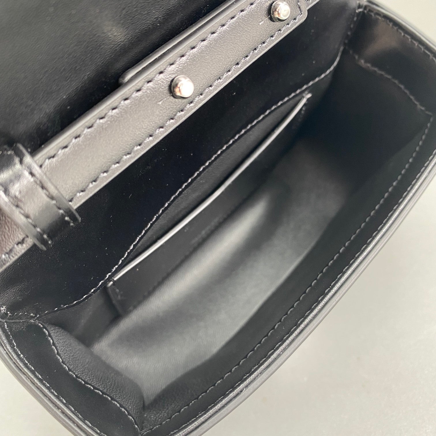 Givenchy Medium 4G Bag In box Leather