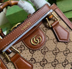 New Gucci woman shoulder bag