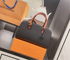 Classic LV woman shoulder handbag