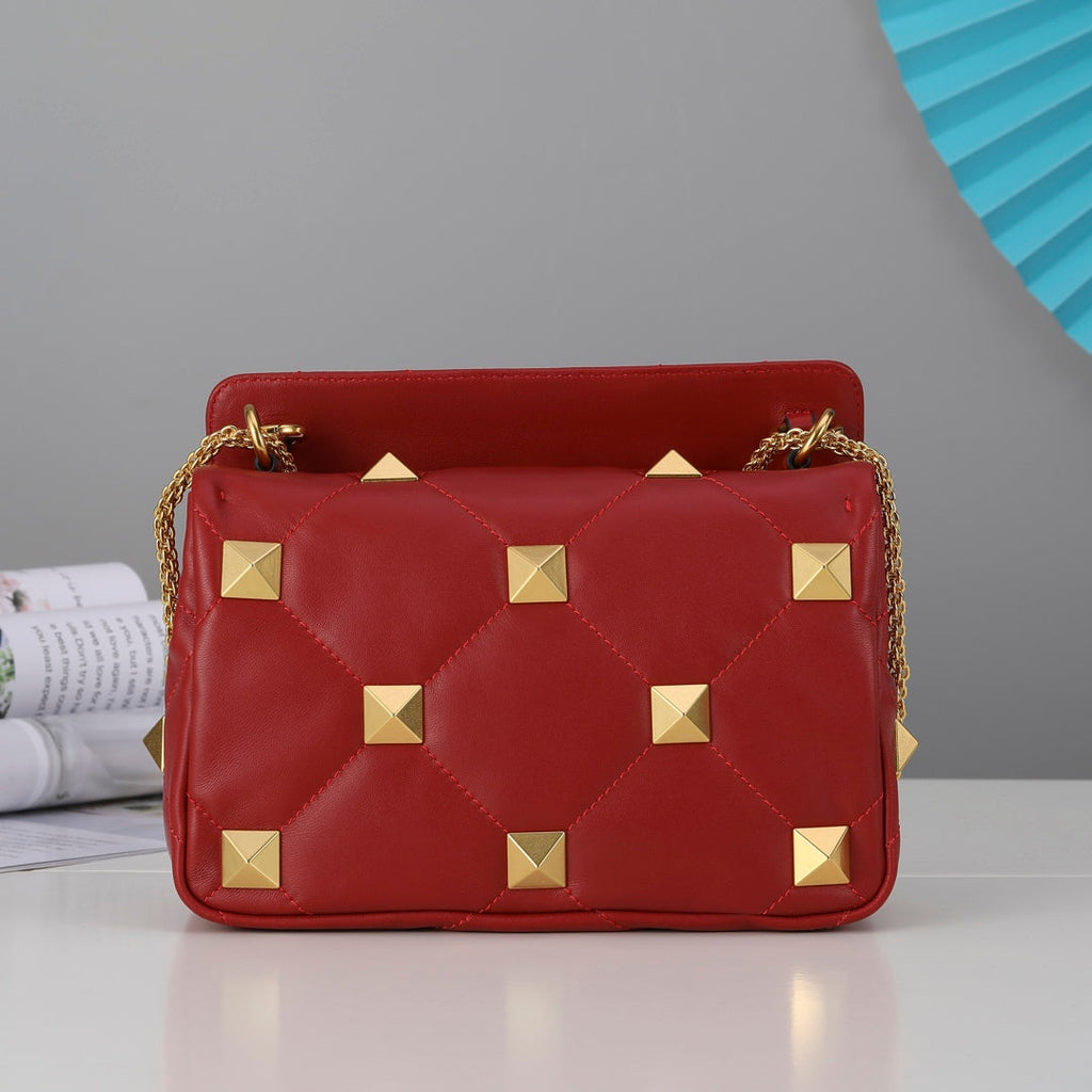 Valentino Garavani Medium Roman Stud The Shoulder Bag In Nappa With Chain