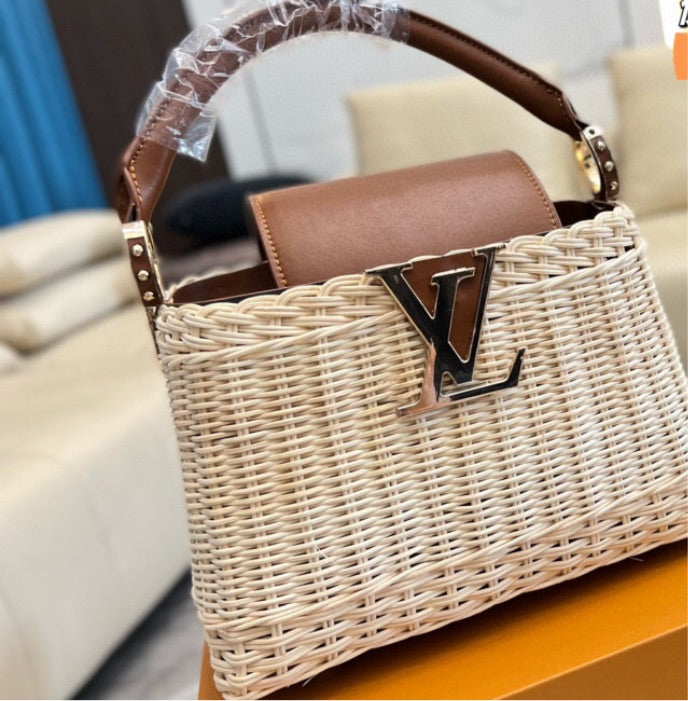 New Louis Vuitton woman handbag