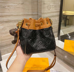 LV woman shoulder handbag