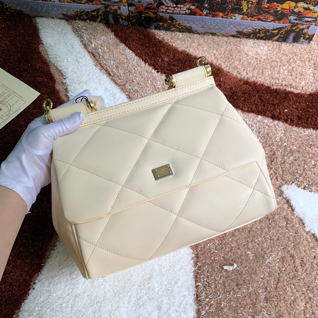 Dolce and Gabbana Medium Sicily Bag In Aria Matelasse  Calfskin