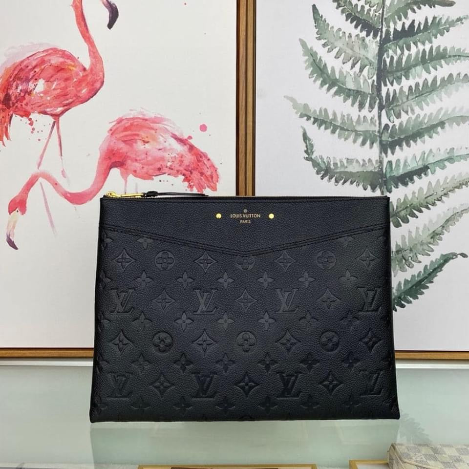 Louis Vuitton Daily Pouch
