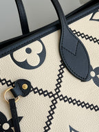 Louis Vuitton Neverfull MM Bag