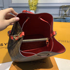 Louis Vuitton NeoNoe MM Bag