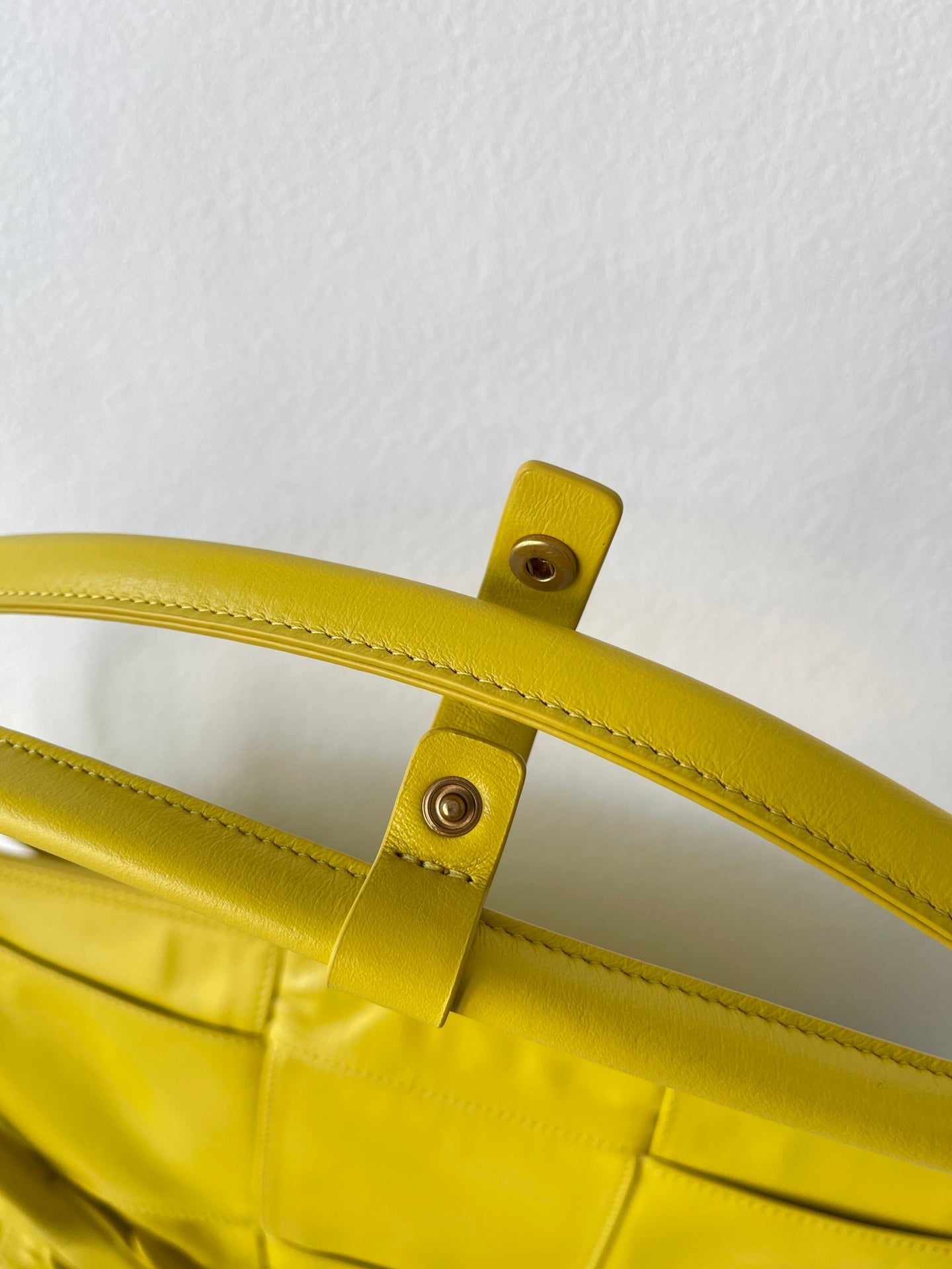 Bottega Veneta Arco Medium Bag