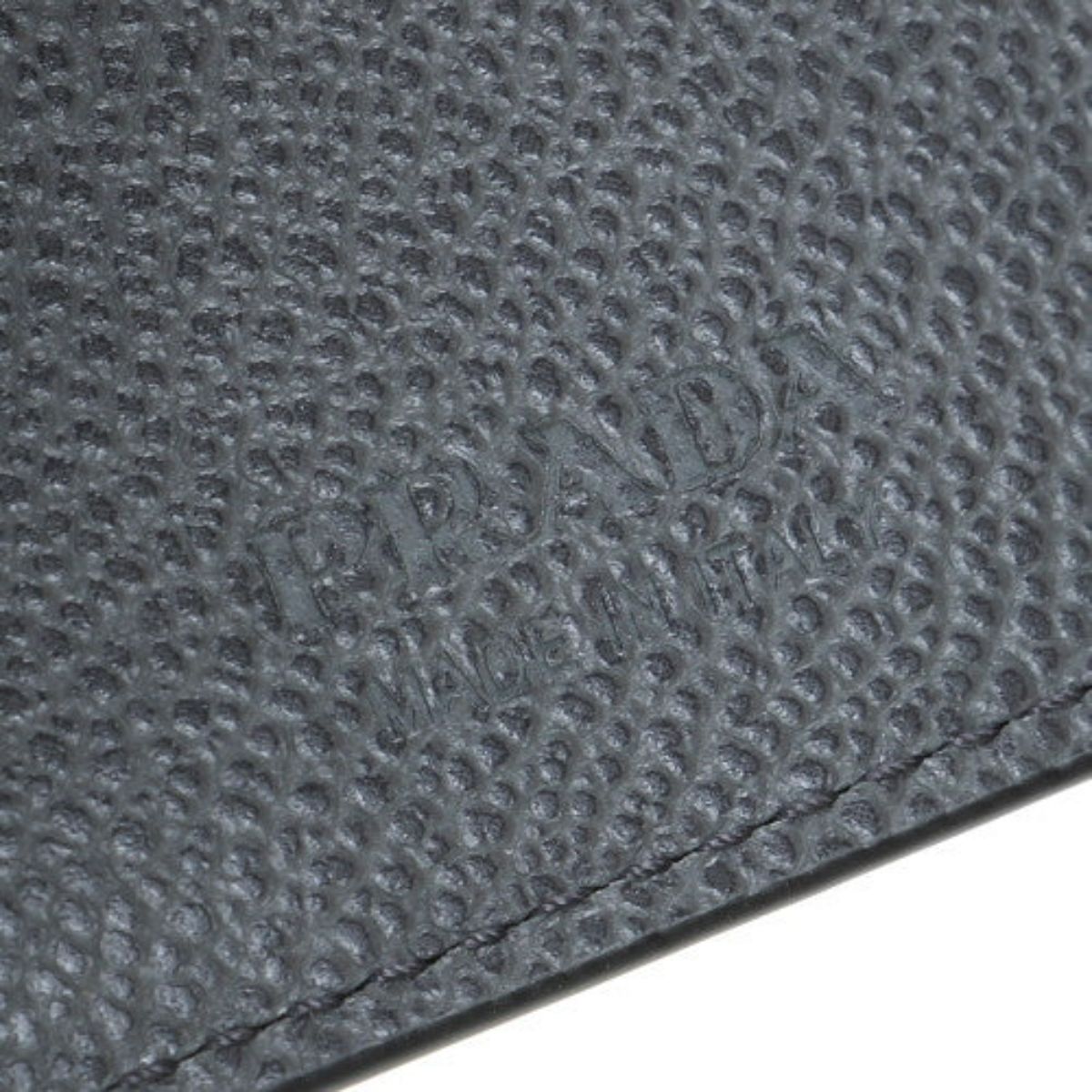 Prada Black Grey Vitello Micro Grain Vertical Card Holder Wallet 2MC035