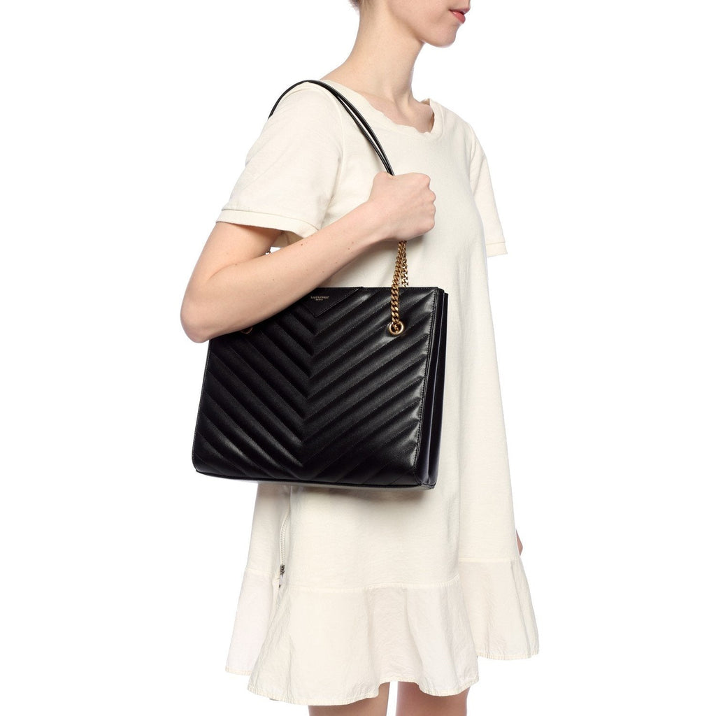 Saint Laurent Tribeca Grain de Poudre Black Quilted Chain Tote 568864